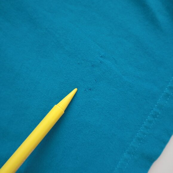 Vintage Y2K Tommy Hilfiger Graphic Tee | XS - Picture 6 of 8